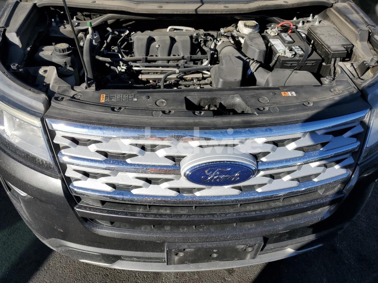 Photo 12 of 2019 FORD EXPLORER XLT (VIN 1FM5K8D83KGA26161)