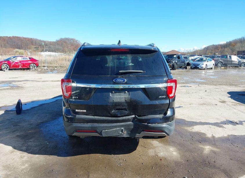Photo 16 of 2019 Ford Explorer XLT (VIN 1FM5K8D83KGA27312)