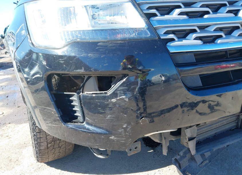 Photo 20 of 2019 Ford Explorer XLT (VIN 1FM5K8D83KGA27312)