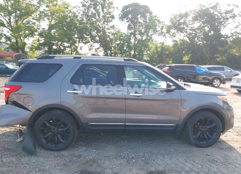 Photo 13 of 2013 Ford Explorer XLT (VIN 1FM5K8D84DGA16841)