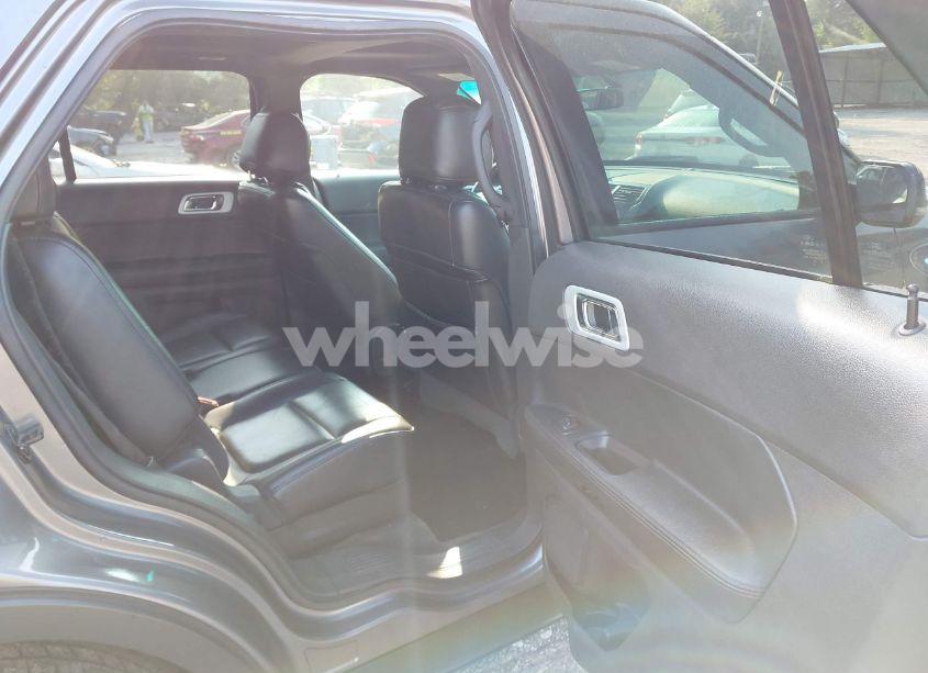 Photo 8 of 2013 Ford Explorer XLT (VIN 1FM5K8D84DGA16841)