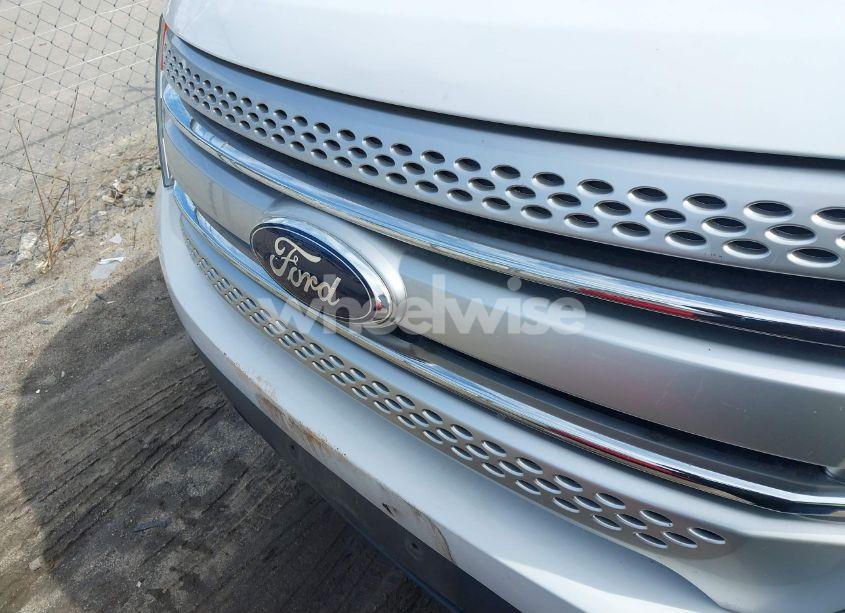 Photo 10 of 2013 Ford Explorer XLT (VIN 1FM5K8D84DGA27225)