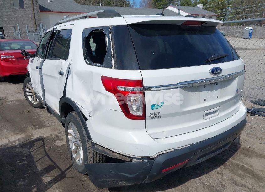 Photo 3 of 2013 Ford Explorer XLT (VIN 1FM5K8D84DGA27225)