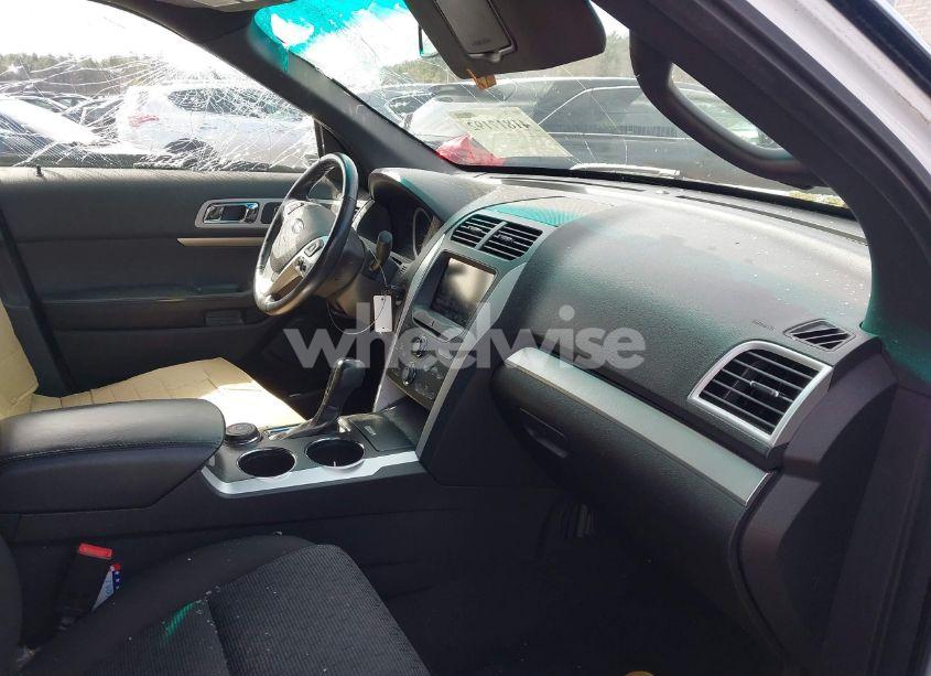 Photo 5 of 2013 Ford Explorer XLT (VIN 1FM5K8D84DGA27225)