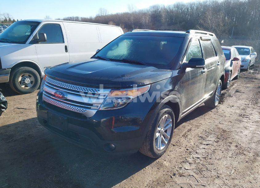 Photo 2 of 2013 Ford Explorer XLT (VIN 1FM5K8D84DGB55237)