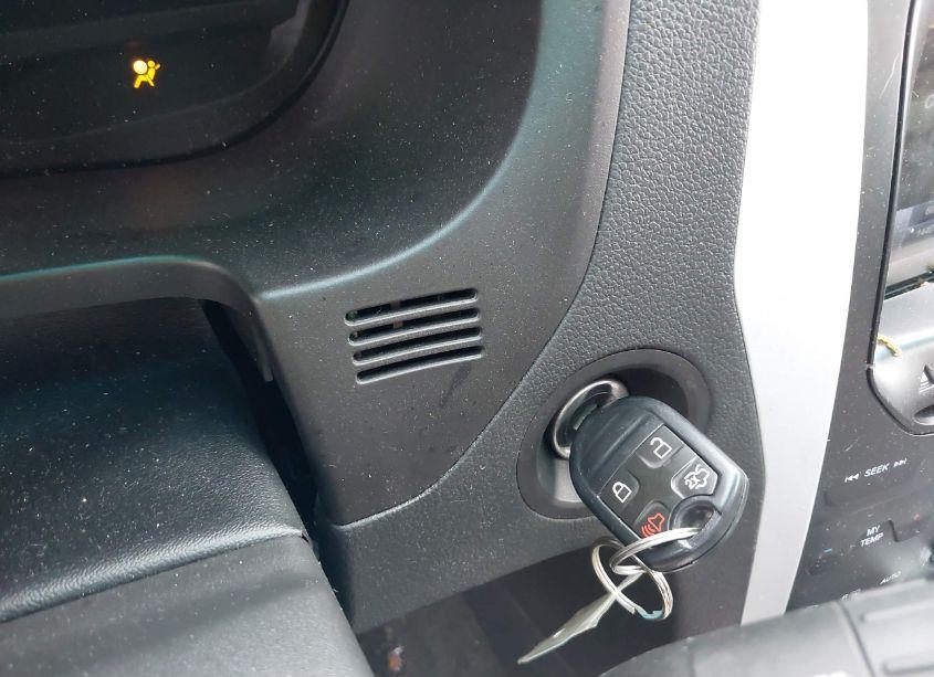 Photo 11 of 2013 Ford Explorer XLT (VIN 1FM5K8D84DGC25111)