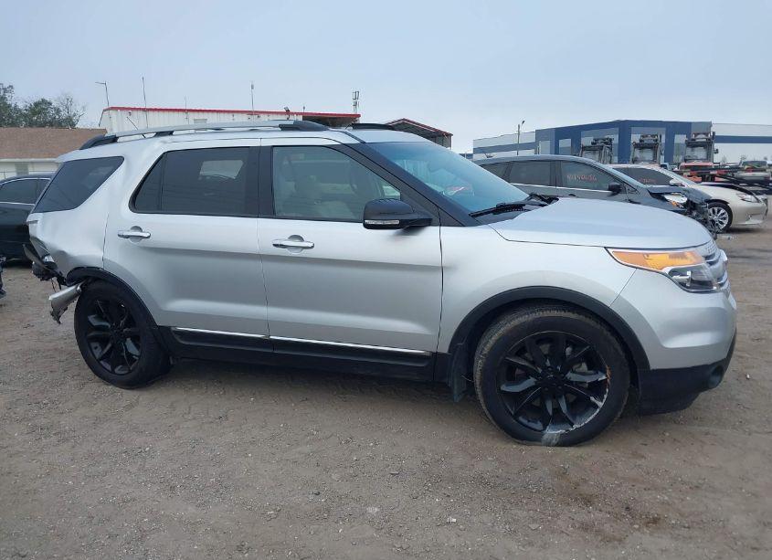 Photo 13 of 2013 Ford Explorer XLT (VIN 1FM5K8D84DGC25111)