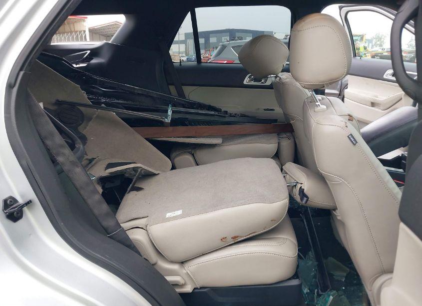 Photo 8 of 2013 Ford Explorer XLT (VIN 1FM5K8D84DGC25111)