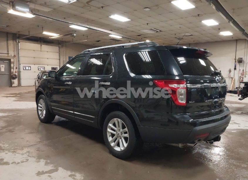 Photo 3 of 2013 Ford Explorer XLT (VIN 1FM5K8D84DGC49859)