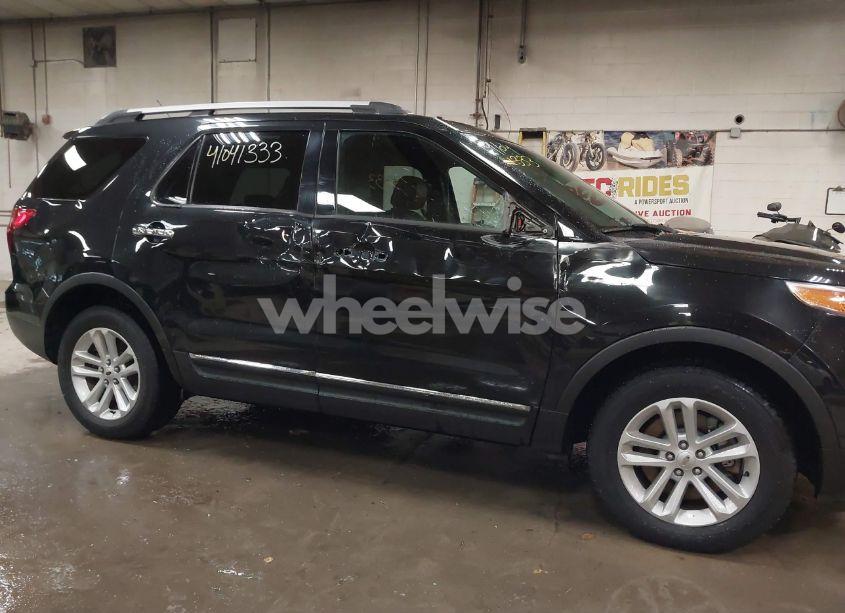 Photo 6 of 2013 Ford Explorer XLT (VIN 1FM5K8D84DGC49859)