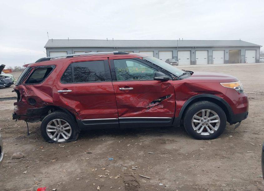 Photo 13 of 2014 Ford Explorer XLT (VIN 1FM5K8D84EGB02216)