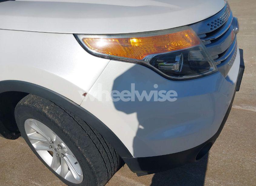 Photo 6 of 2014 Ford Explorer XLT (VIN 1FM5K8D84EGB09876)