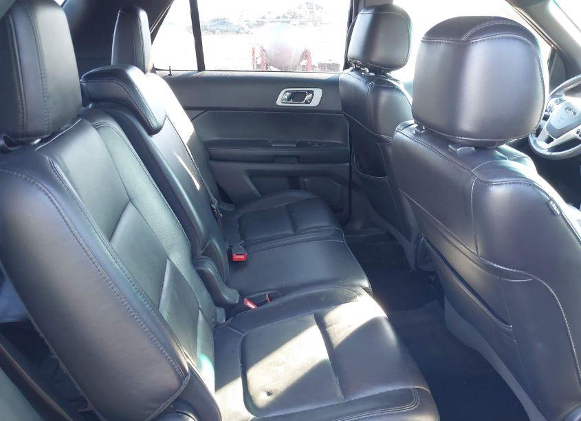 Photo 8 of 2014 Ford Explorer XLT (VIN 1FM5K8D84EGB50542)