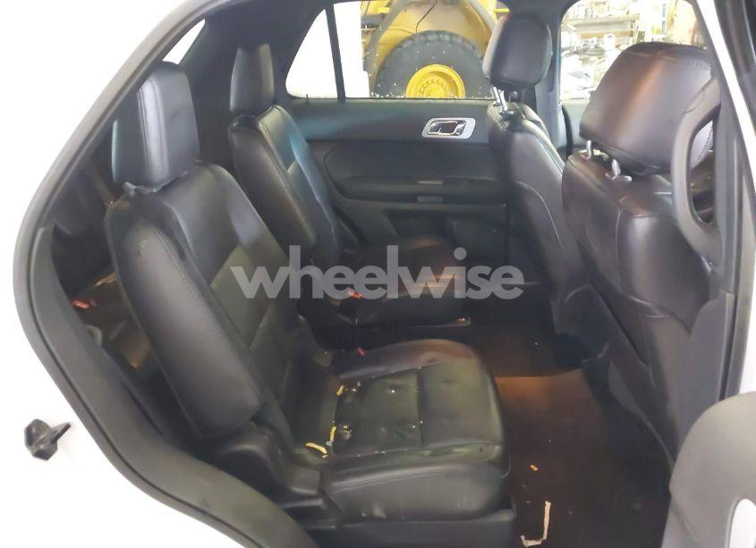 Photo 8 of 2014 Ford Explorer XLT (VIN 1FM5K8D84EGC18998)