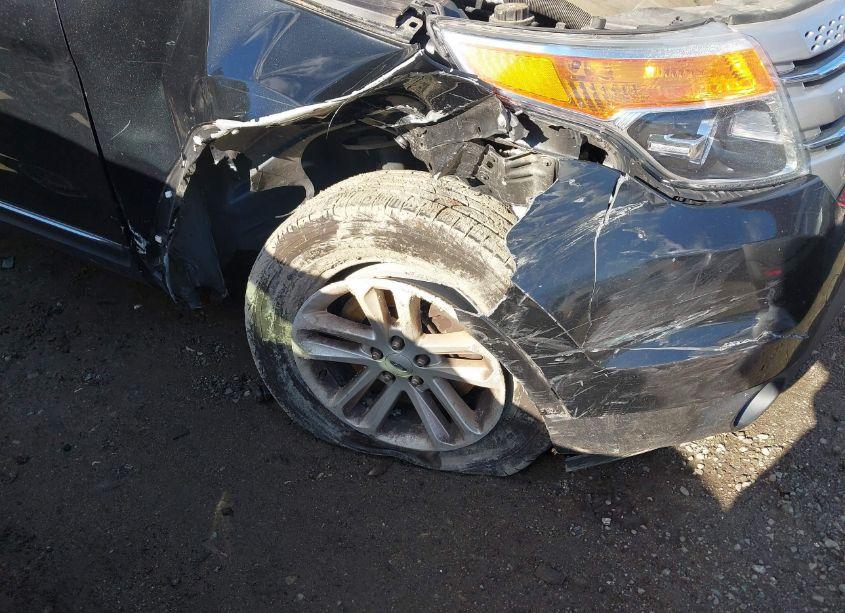 Photo 6 of 2015 Ford Explorer XLT (VIN 1FM5K8D84FGC46611)