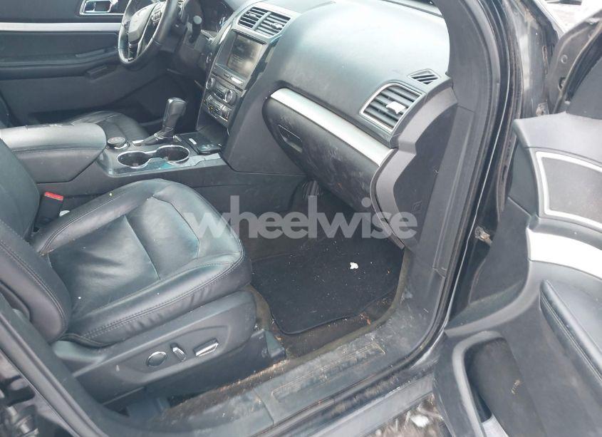 Photo 14 of 2016 Ford Explorer XLT (VIN 1FM5K8D84GGB08679)