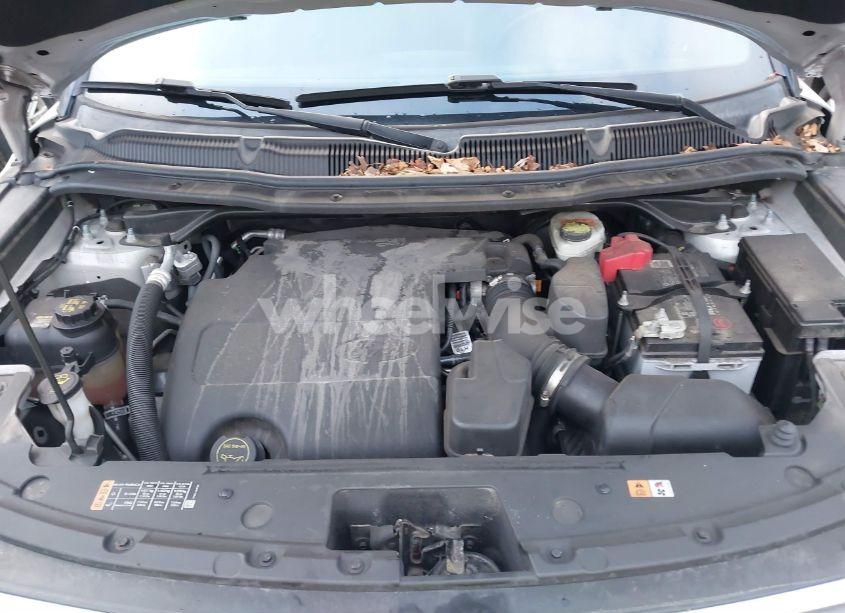 Photo 10 of 2016 Ford Explorer XLT (VIN 1FM5K8D84GGB57137)