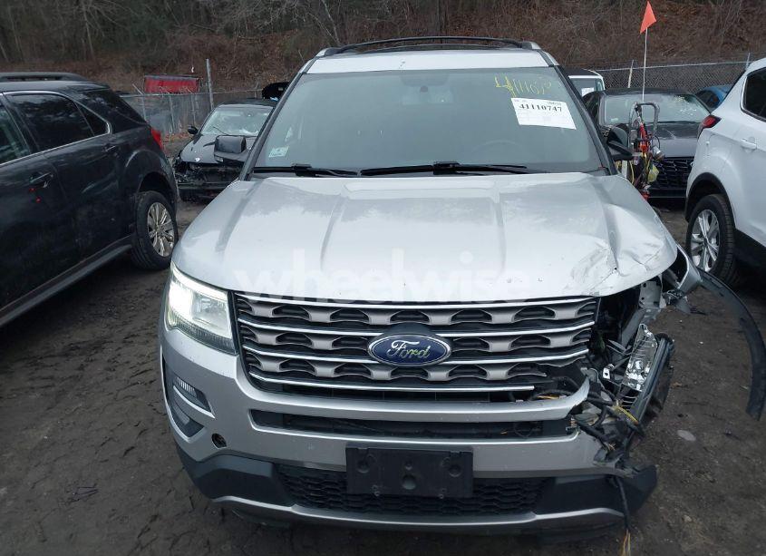 Photo 12 of 2016 Ford Explorer XLT (VIN 1FM5K8D84GGB57137)