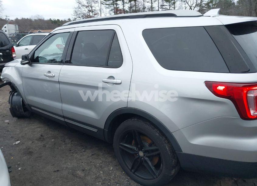 Photo 14 of 2016 Ford Explorer XLT (VIN 1FM5K8D84GGB57137)