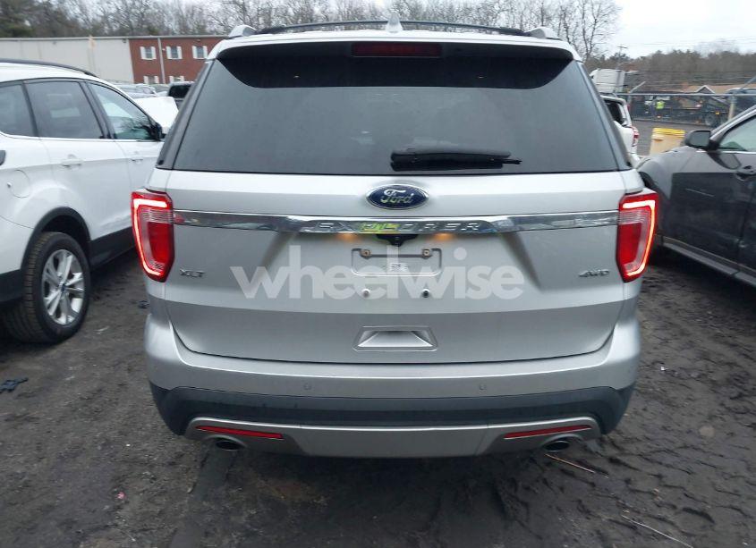 Photo 16 of 2016 Ford Explorer XLT (VIN 1FM5K8D84GGB57137)