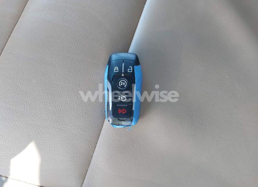 Photo 11 of 2016 Ford Explorer XLT (VIN 1FM5K8D84GGB78845)