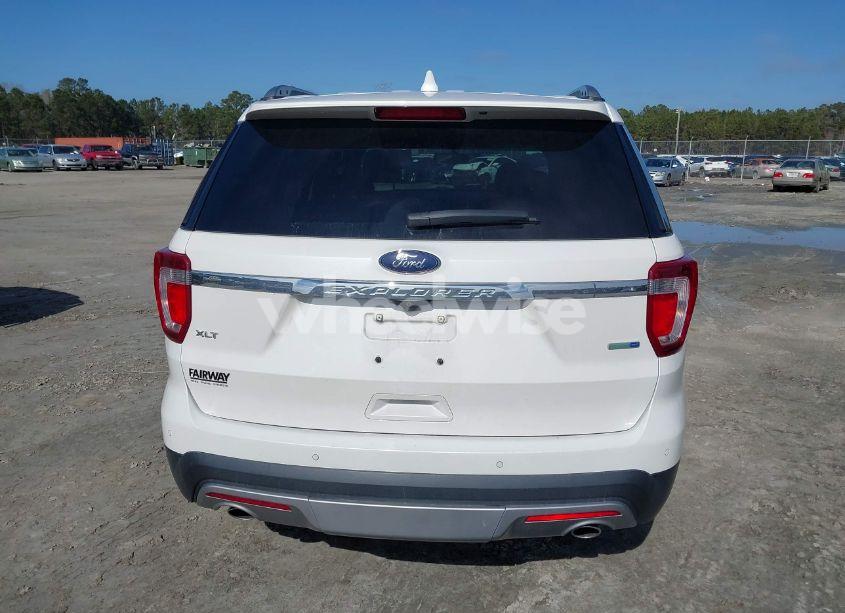 Photo 16 of 2016 Ford Explorer XLT (VIN 1FM5K8D84GGB78845)
