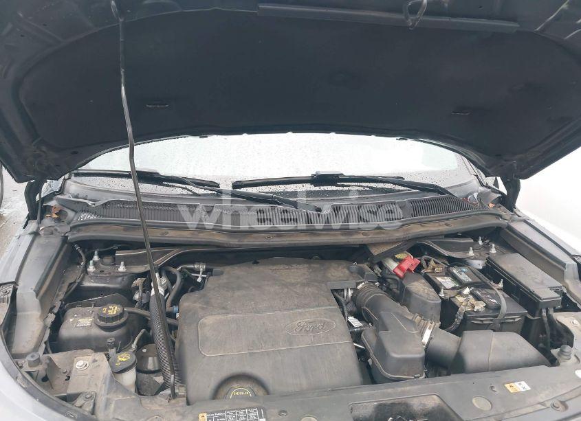 Photo 10 of 2016 Ford Explorer XLT (VIN 1FM5K8D84GGC93719)