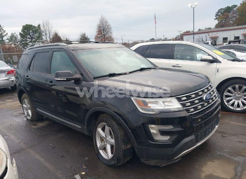 Photo 13 of 2016 Ford Explorer XLT (VIN 1FM5K8D84GGC93719)