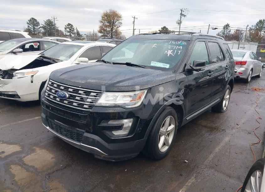 Photo 2 of 2016 Ford Explorer XLT (VIN 1FM5K8D84GGC93719)