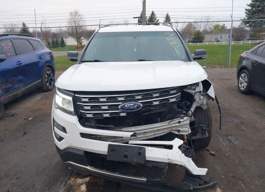 Photo 12 of 2016 Ford Explorer XLT (VIN 1FM5K8D84GGD17551)