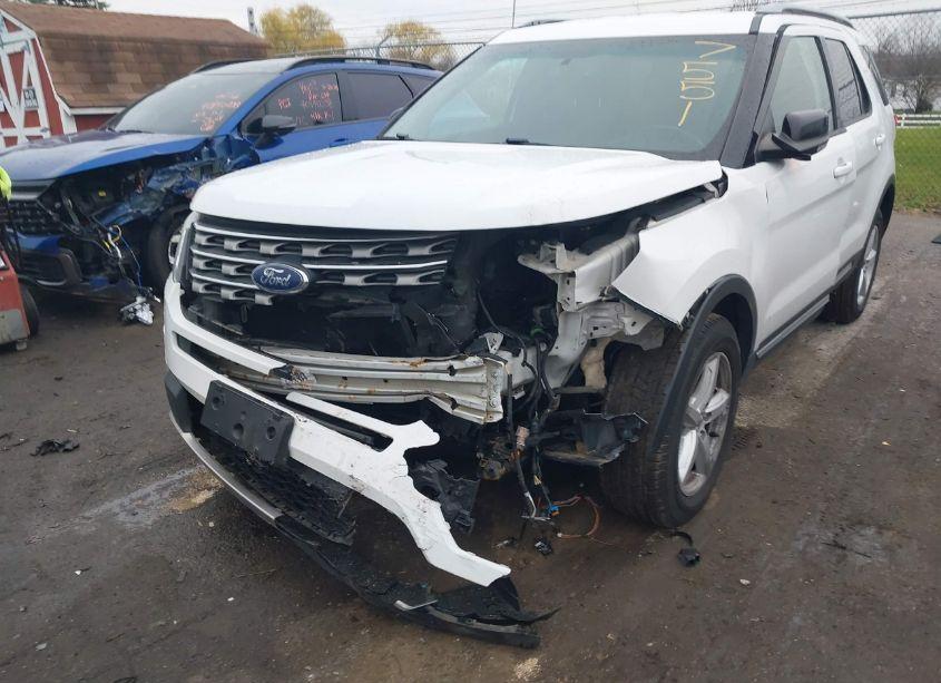 Photo 6 of 2016 Ford Explorer XLT (VIN 1FM5K8D84GGD17551)