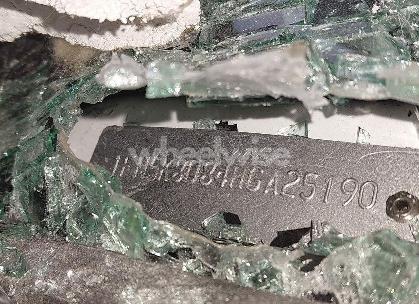 Photo 9 of 2017 Ford Explorer XLT (VIN 1FM5K8D84HGA25190)