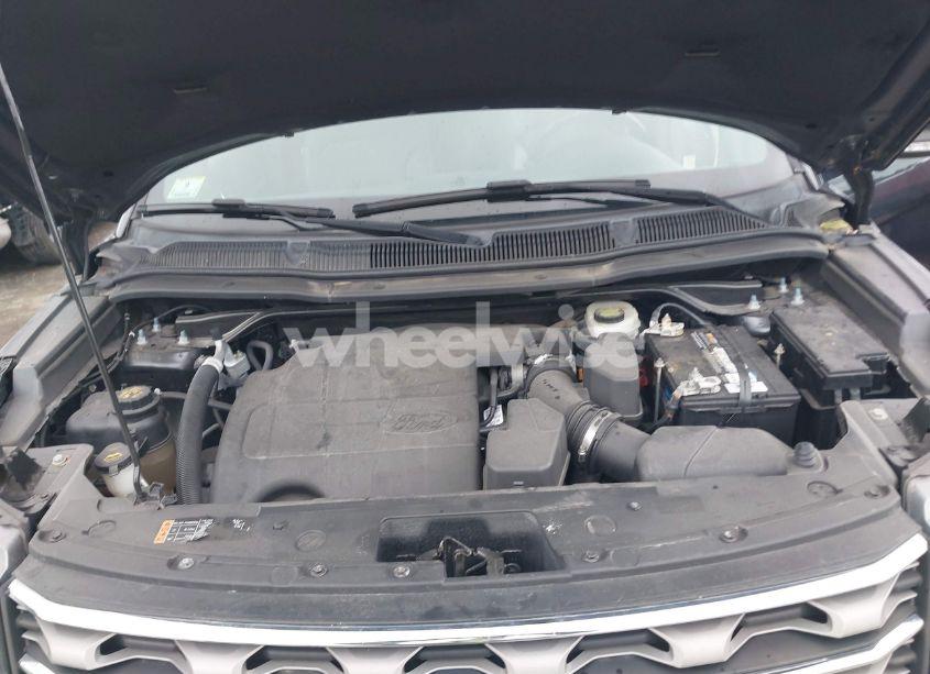 Photo 10 of 2017 Ford Explorer XLT (VIN 1FM5K8D84HGA72736)