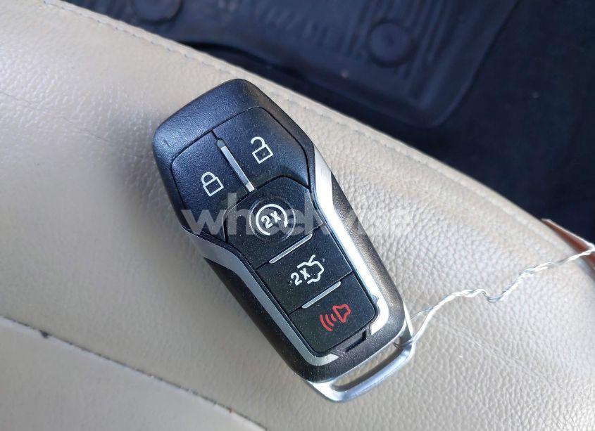 Photo 11 of 2017 Ford Explorer XLT (VIN 1FM5K8D84HGB36791)