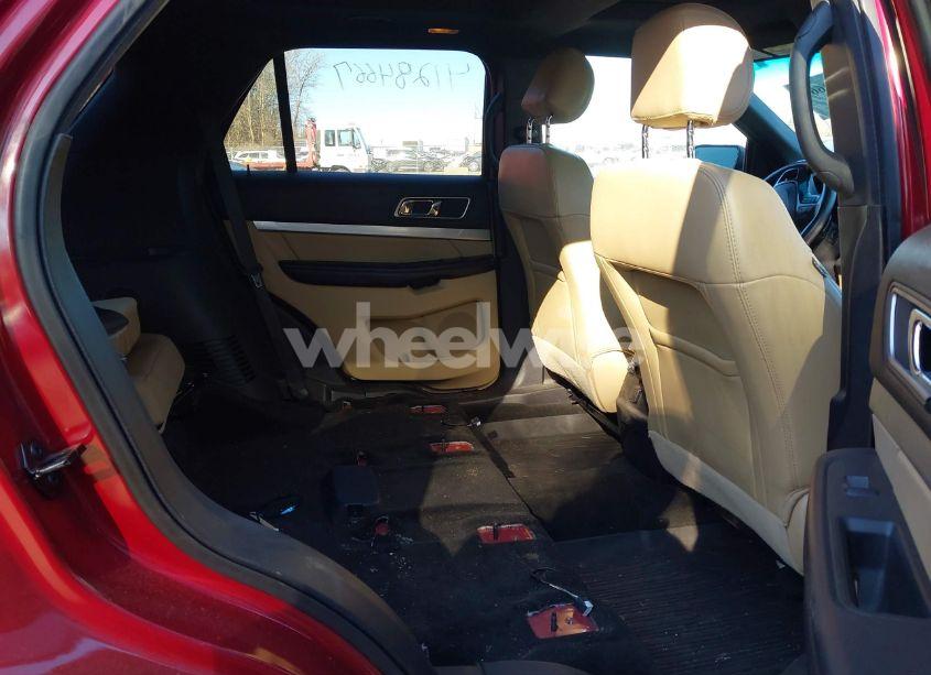 Photo 8 of 2017 Ford Explorer XLT (VIN 1FM5K8D84HGB36791)