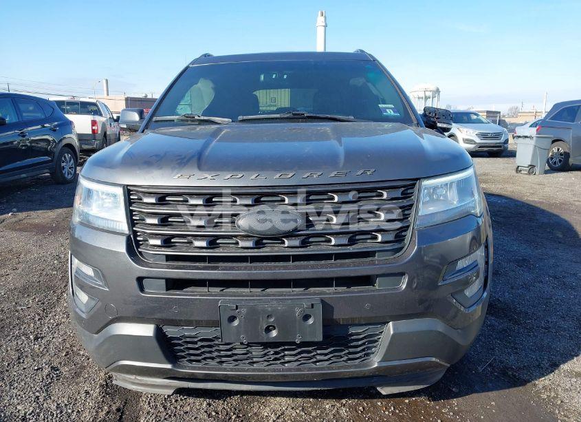 Photo 12 of 2017 Ford Explorer XLT (VIN 1FM5K8D84HGB57866)