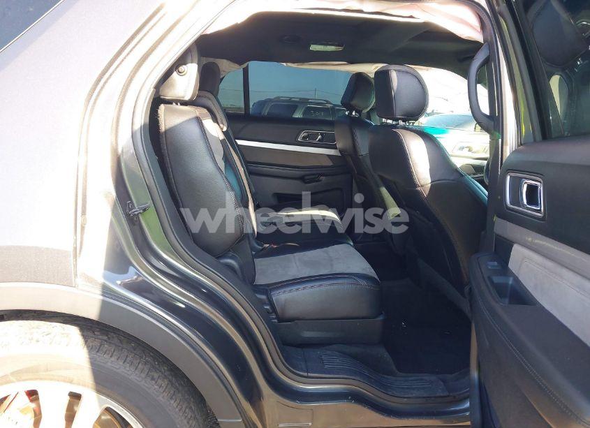 Photo 8 of 2017 Ford Explorer XLT (VIN 1FM5K8D84HGB57866)