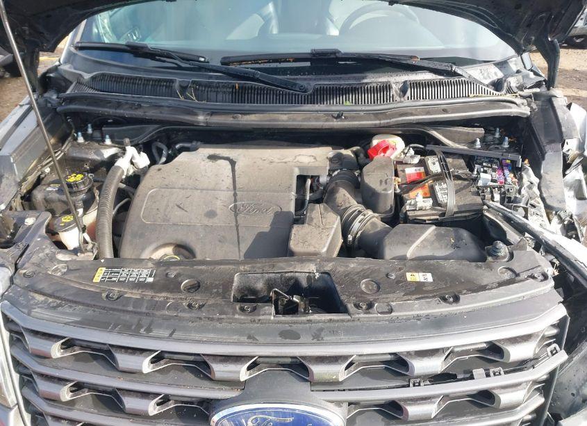 Photo 10 of 2017 Ford Explorer XLT (VIN 1FM5K8D84HGC22442)