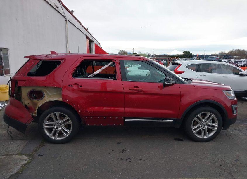 Photo 14 of 2017 Ford Explorer XLT (VIN 1FM5K8D84HGC56090)