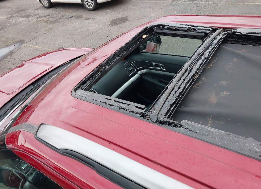 Photo 19 of 2017 Ford Explorer XLT (VIN 1FM5K8D84HGC56090)