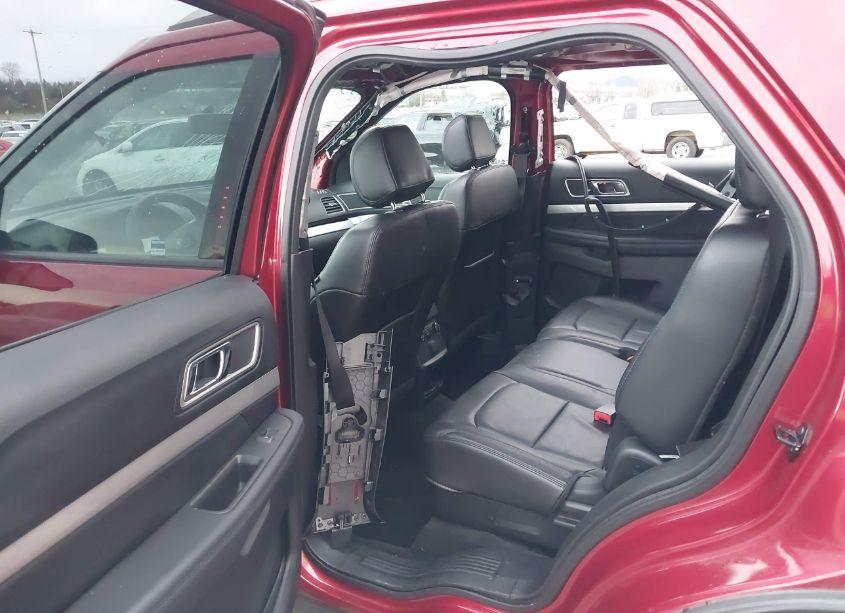 Photo 8 of 2017 Ford Explorer XLT (VIN 1FM5K8D84HGC56090)