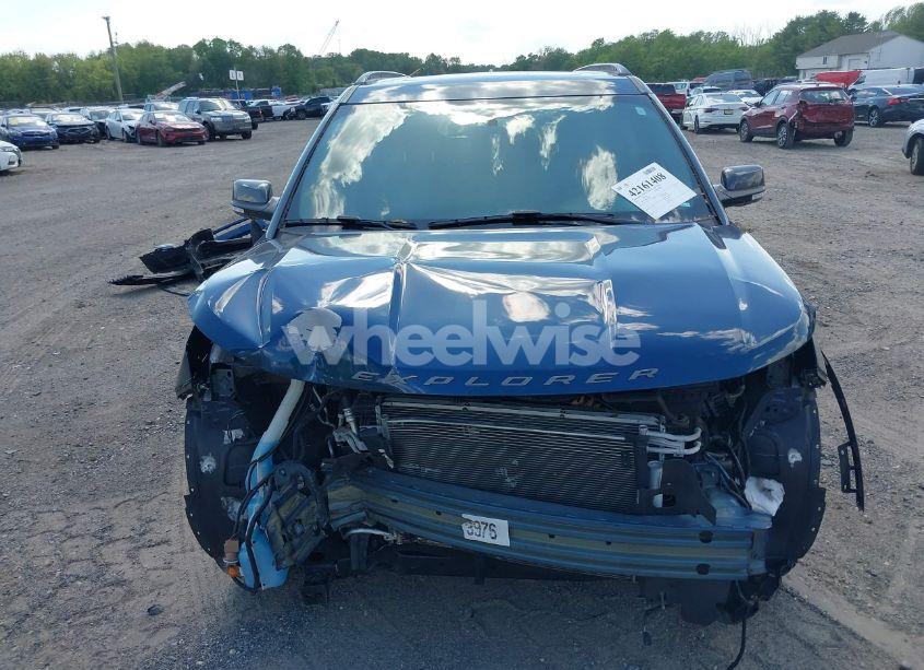 Photo 12 of 2017 Ford Explorer XLT (VIN 1FM5K8D84HGD47666)