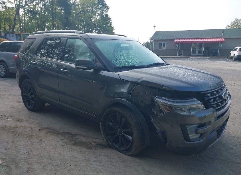 2017 Ford Explorer XLT (VIN 1FM5K8D84HGE20809) main photo