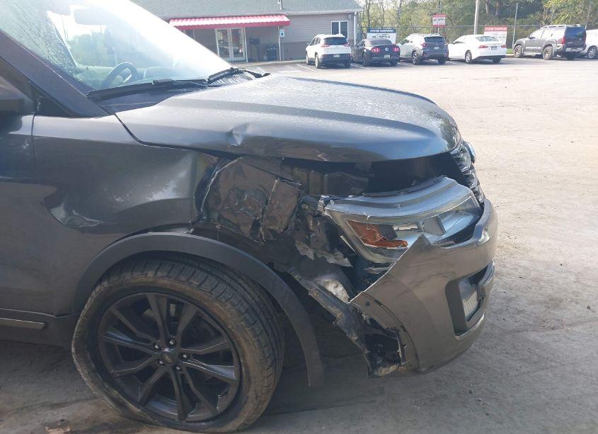 Photo 22 of 2017 Ford Explorer XLT (VIN 1FM5K8D84HGE20809)