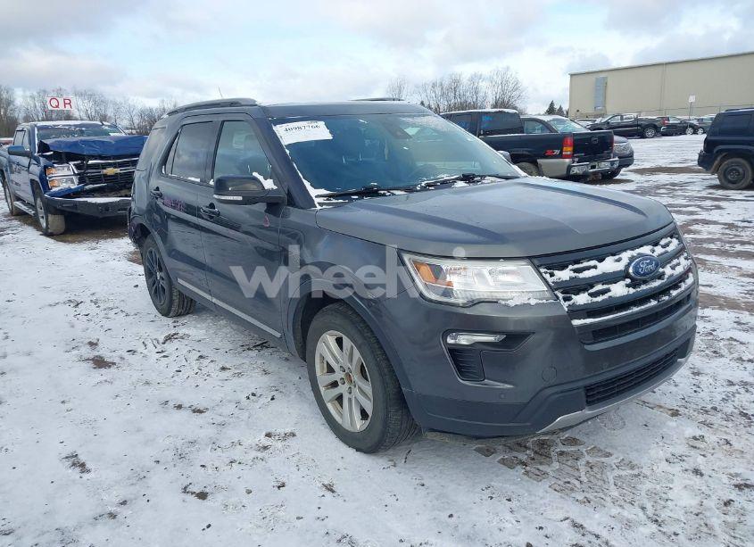 2018 Ford Explorer XLT (VIN 1FM5K8D84JGA13224) main photo