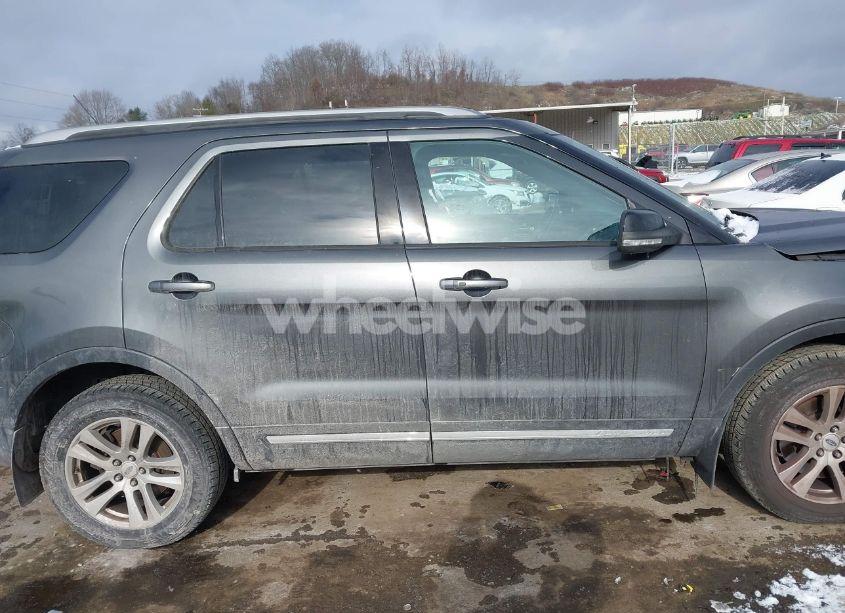 Photo 14 of 2018 Ford Explorer XLT (VIN 1FM5K8D84JGA18102)