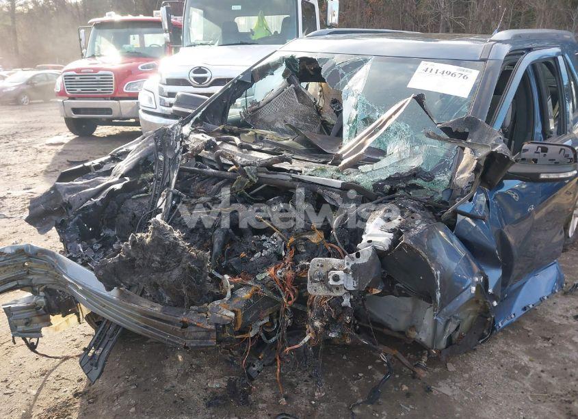 Photo 6 of 2018 Ford Explorer XLT (VIN 1FM5K8D84JGA50306)