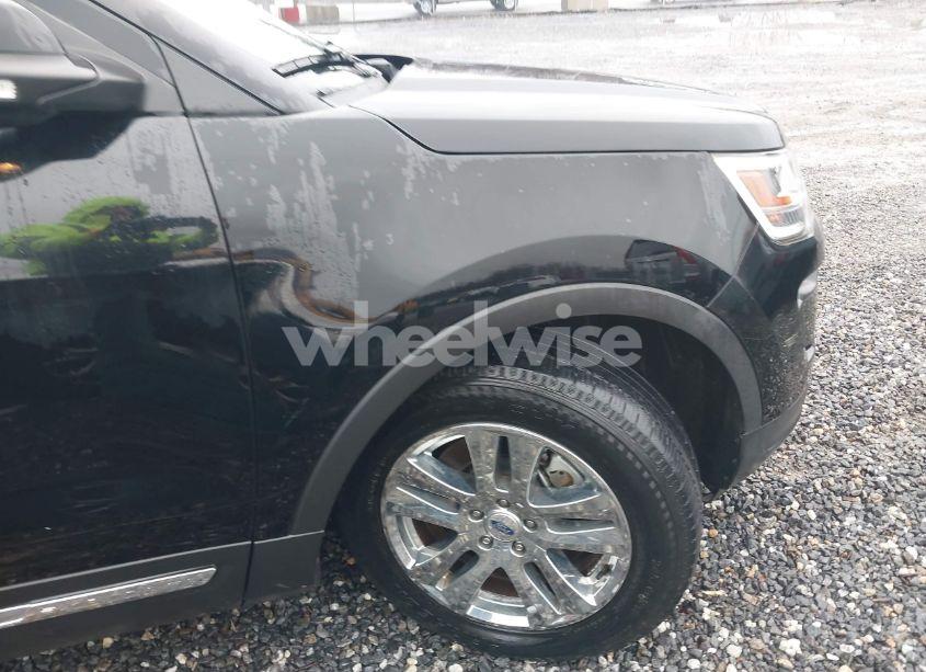 Photo 18 of 2018 Ford Explorer XLT (VIN 1FM5K8D84JGA57577)