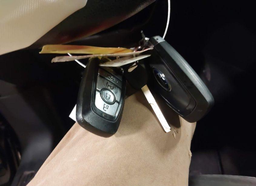 Photo 11 of 2018 Ford Explorer XLT (VIN 1FM5K8D84JGB09189)