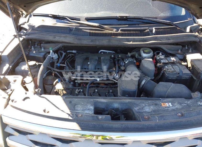 Photo 10 of 2018 Ford Explorer XLT (VIN 1FM5K8D84JGB46162)